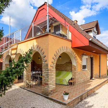 Pipacsos Vendégházak Kiskunmajsa Exterior foto